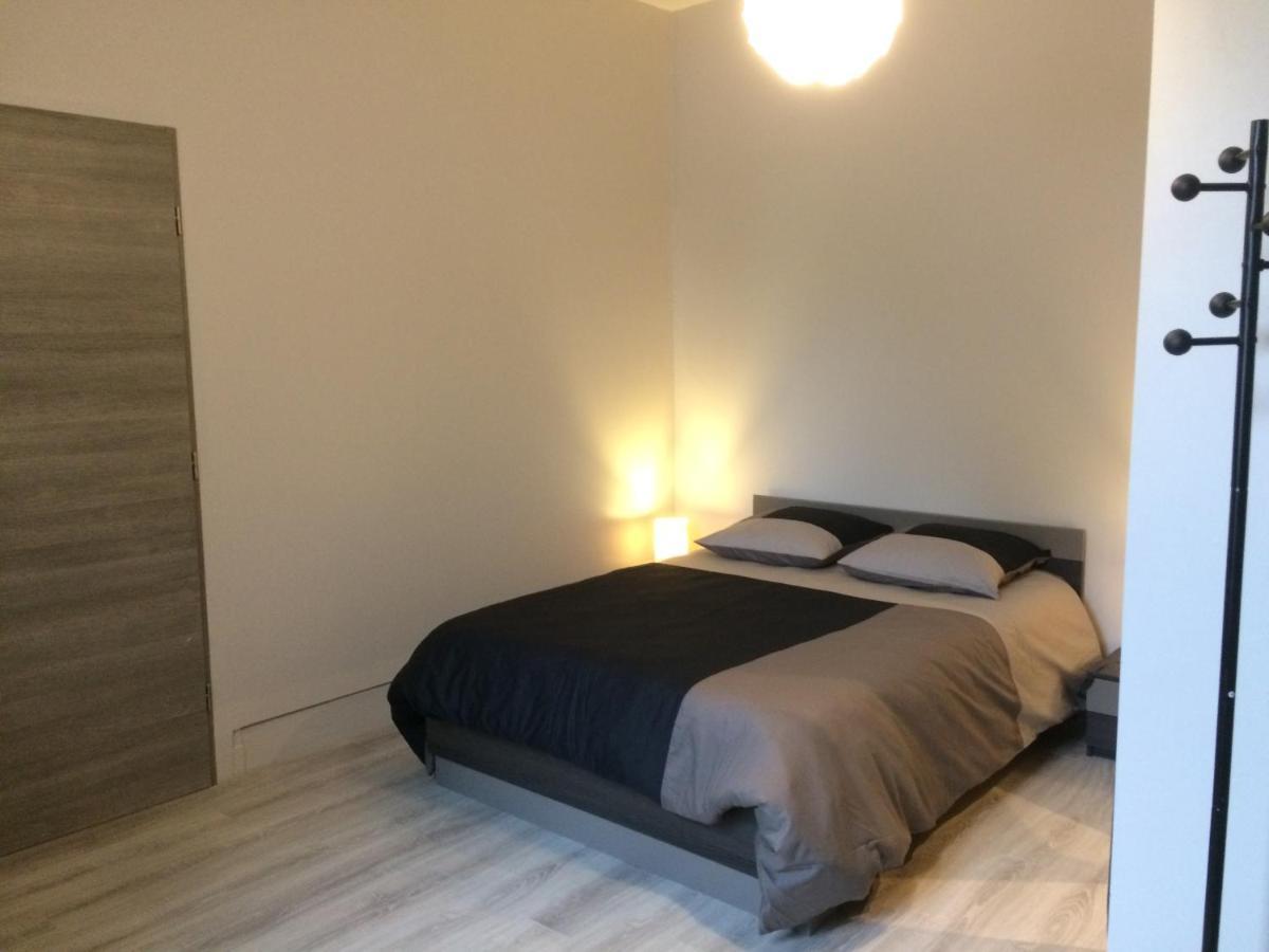 Studio Proche Gare Avec Kitchenette Et Wifi - Porte Rouge Thiviers 외부 사진